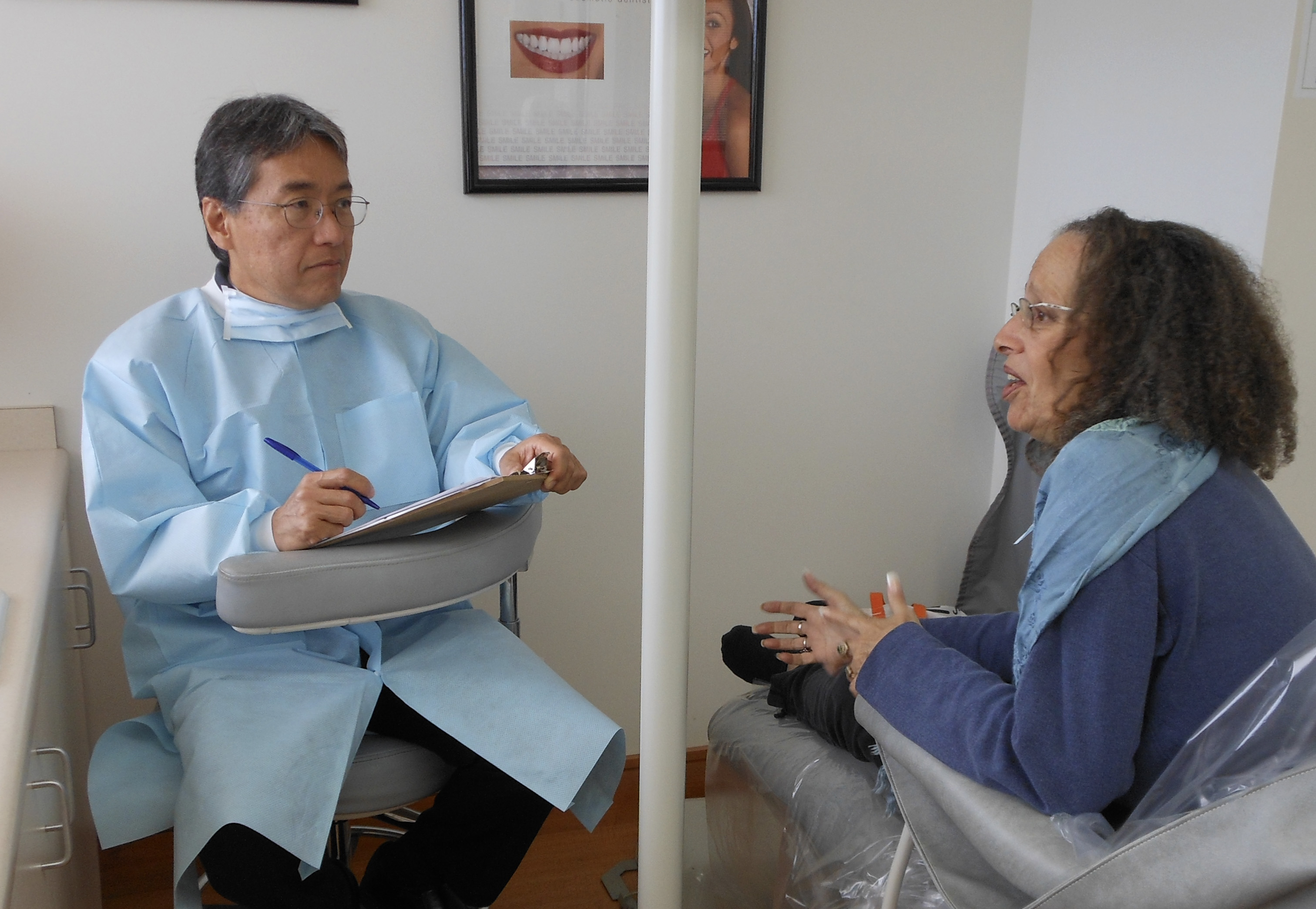 Dentist from Wailuku Maui HI Educates the Public on Using Legitimate Teeth Whitening Procedures